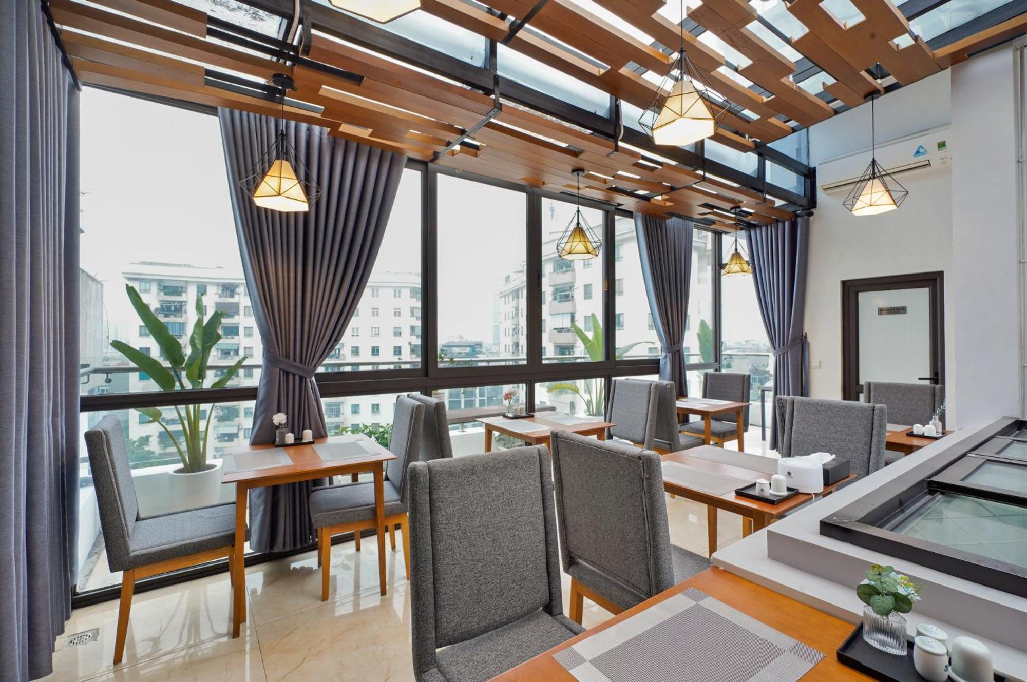 22Land Classic Suites Hanoi Exterior photo