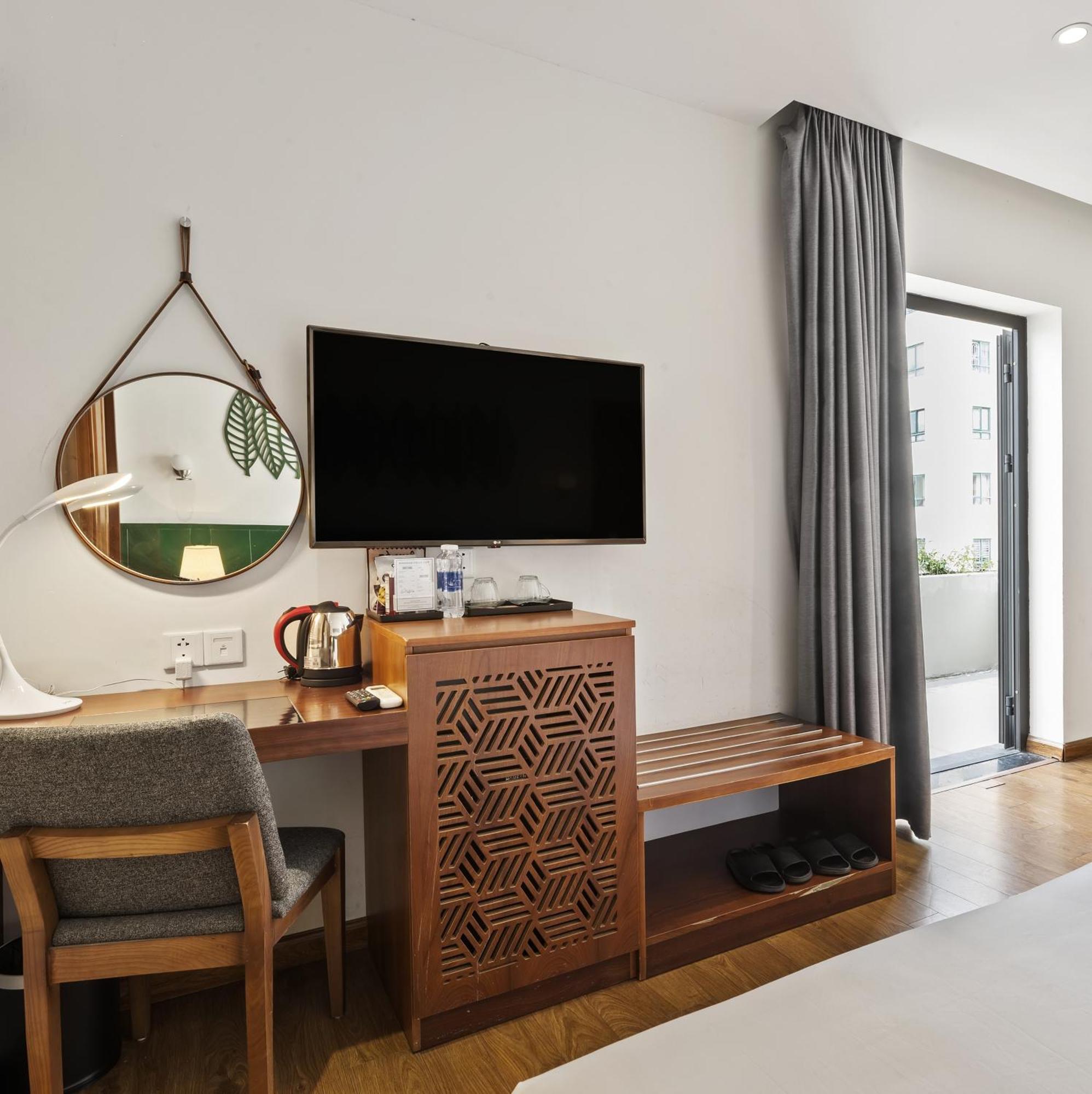 22Land Classic Suites Hanoi Room photo